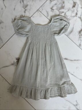 Girls Smocked Puff-Sleeve Dress in Light Sage